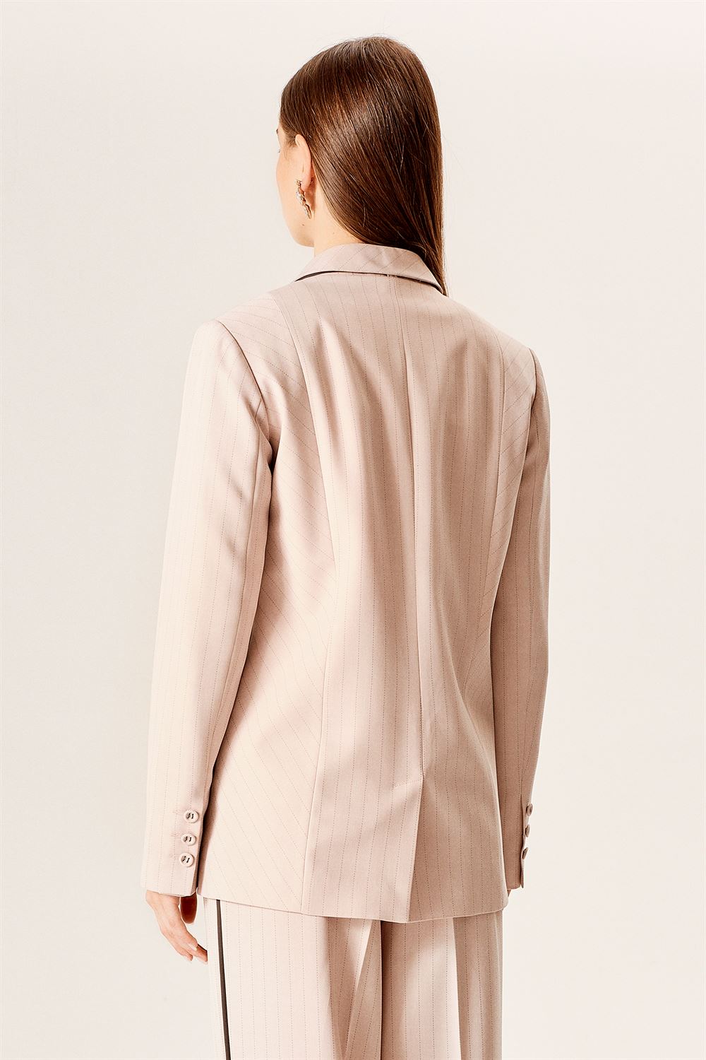 Fularlı Cep Detaylı Blazer Ceket