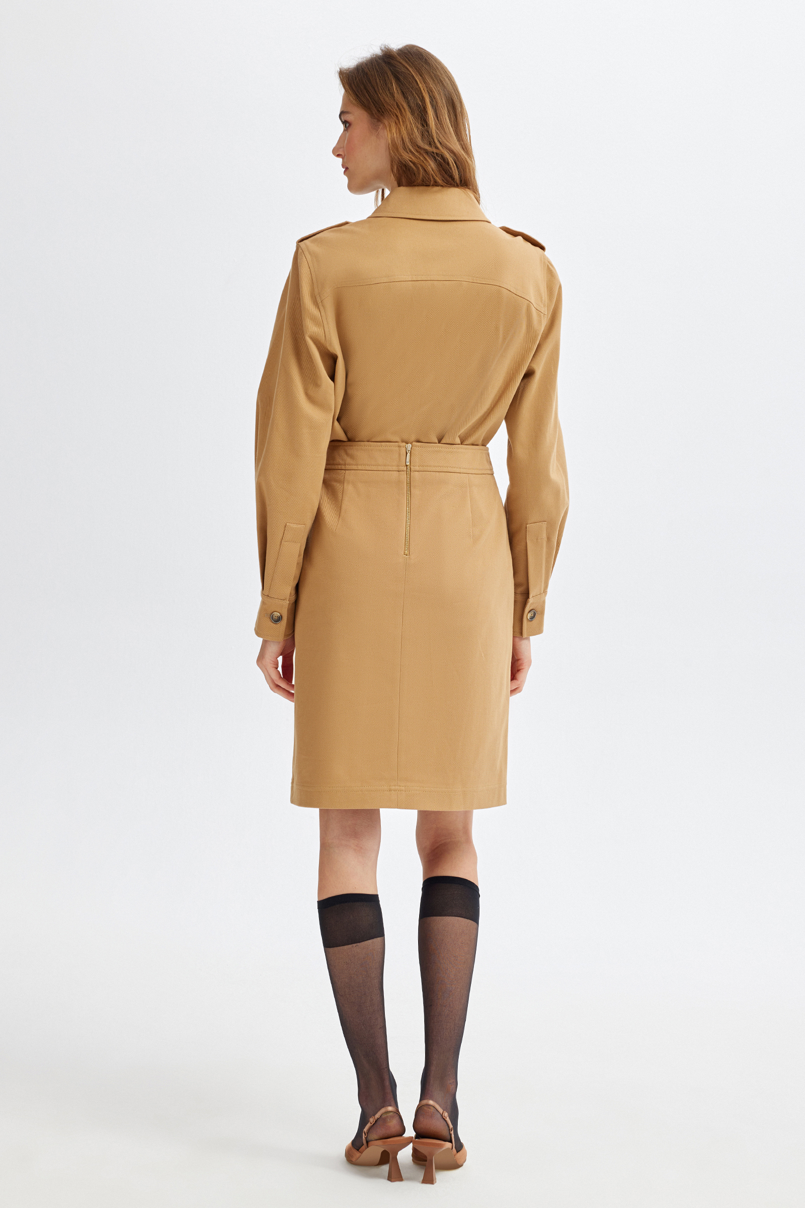 Önü Yırtmaçlı Spor Etek