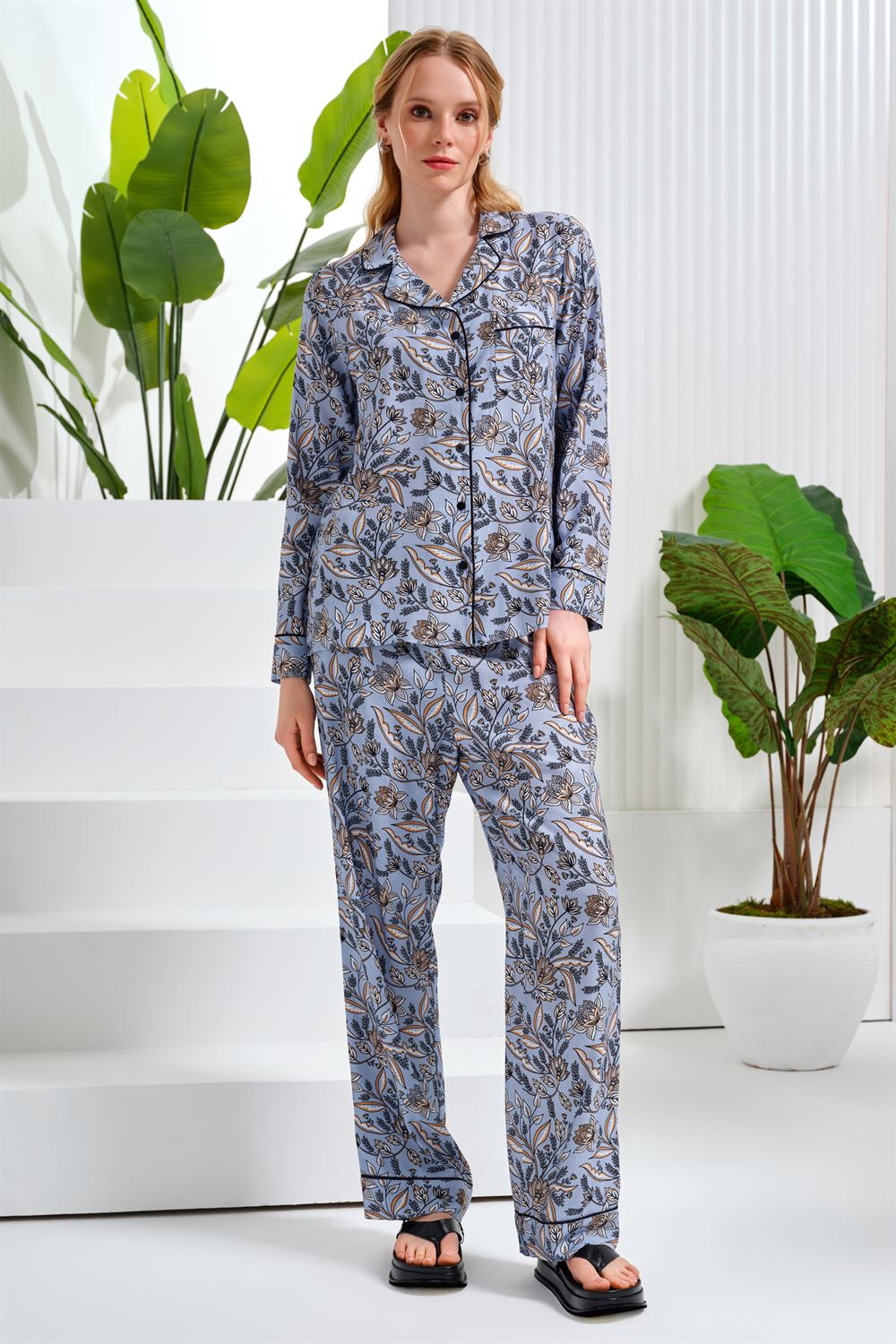 Uzun Kollu Desenli Pijama Takımı