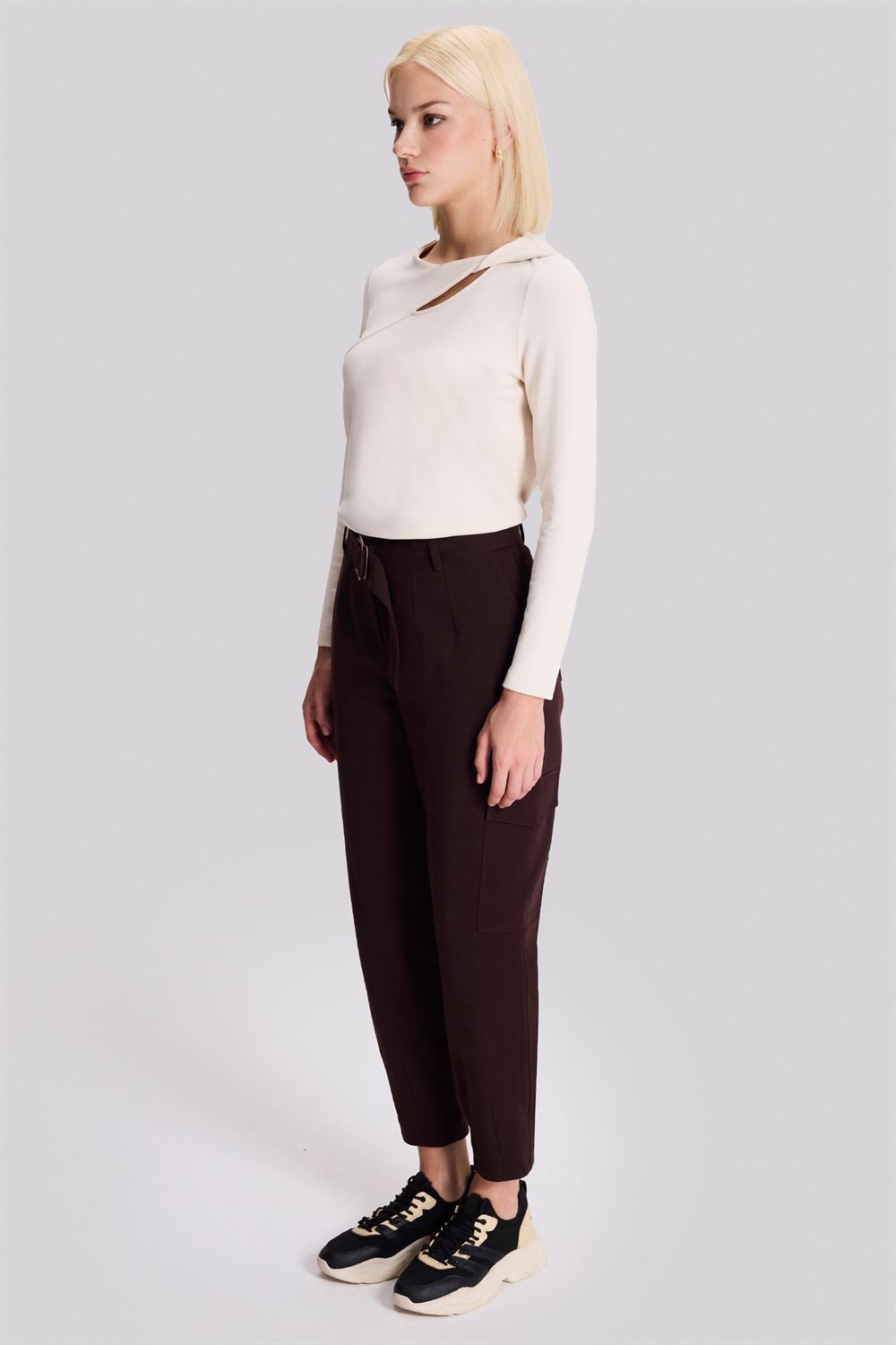 Dikiş Detaylı Spor Pantolon