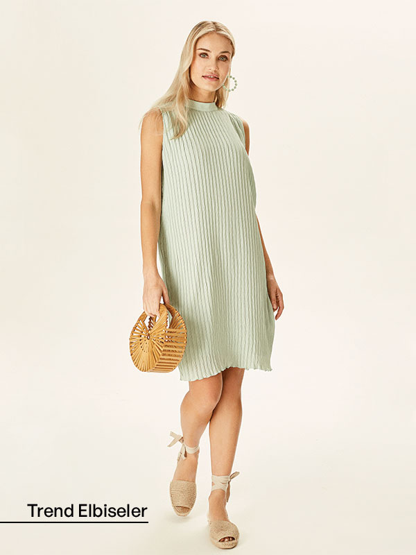 V Yaka Kolsuz Dantel Elbise