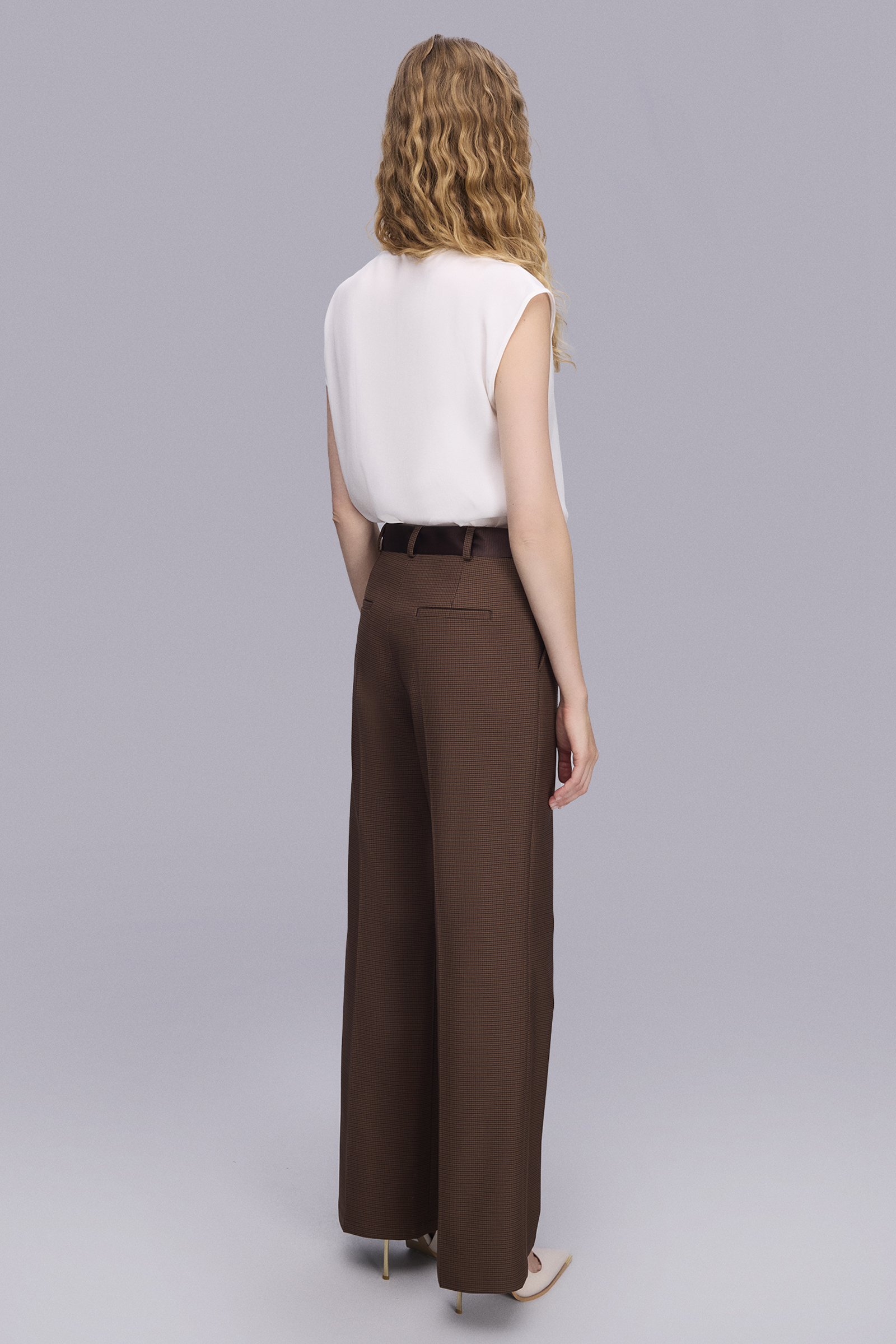 Beli Kemerli Boru Paça Kahve Pantolon Beli Kemerli Boru Paça Kahve Pantolon