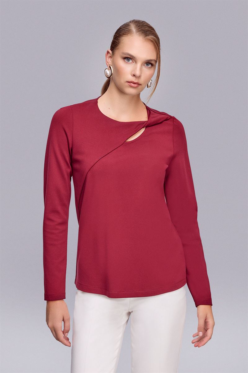 Yakası Burgu Detaylı Bordo Örme Bluz